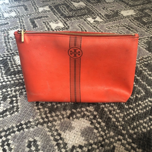 Tory Burch Handbags - XL Tory Burch makeup bag